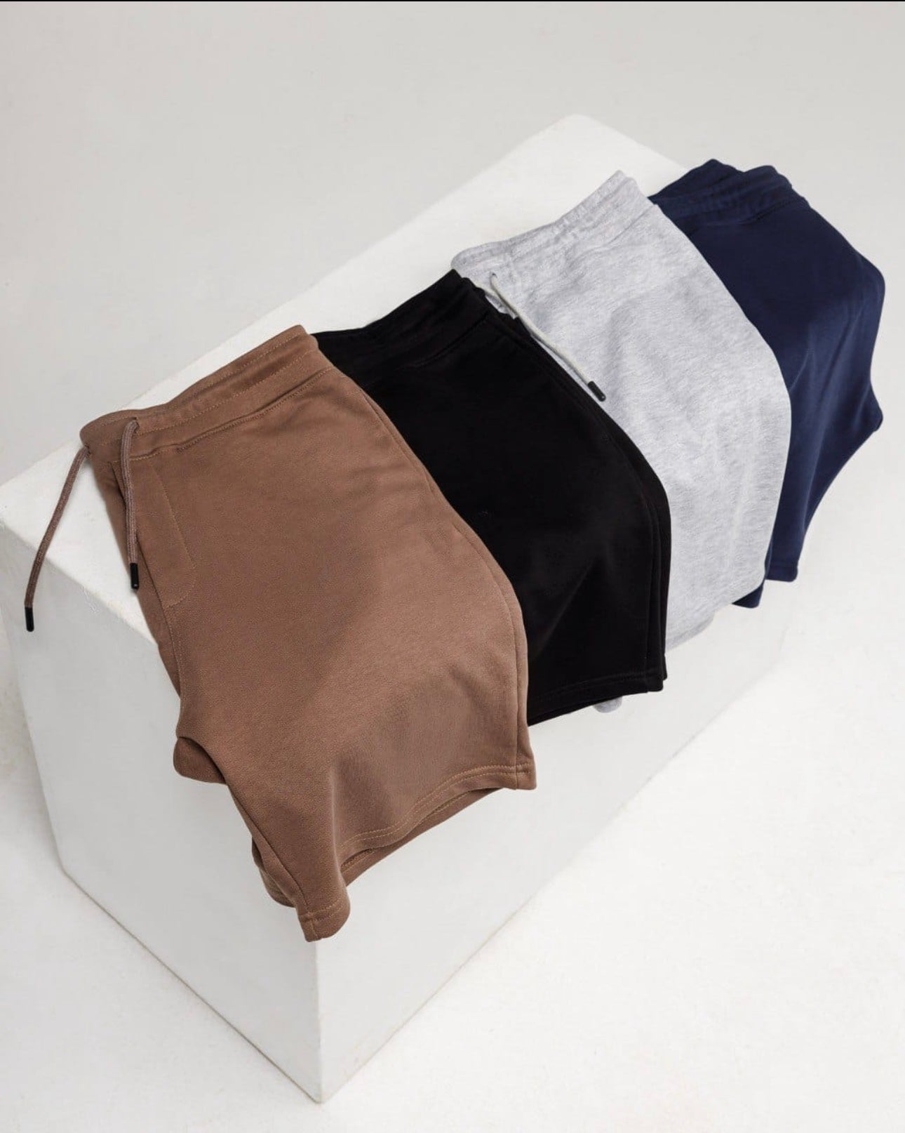 100% COTTON MILTON SHORT