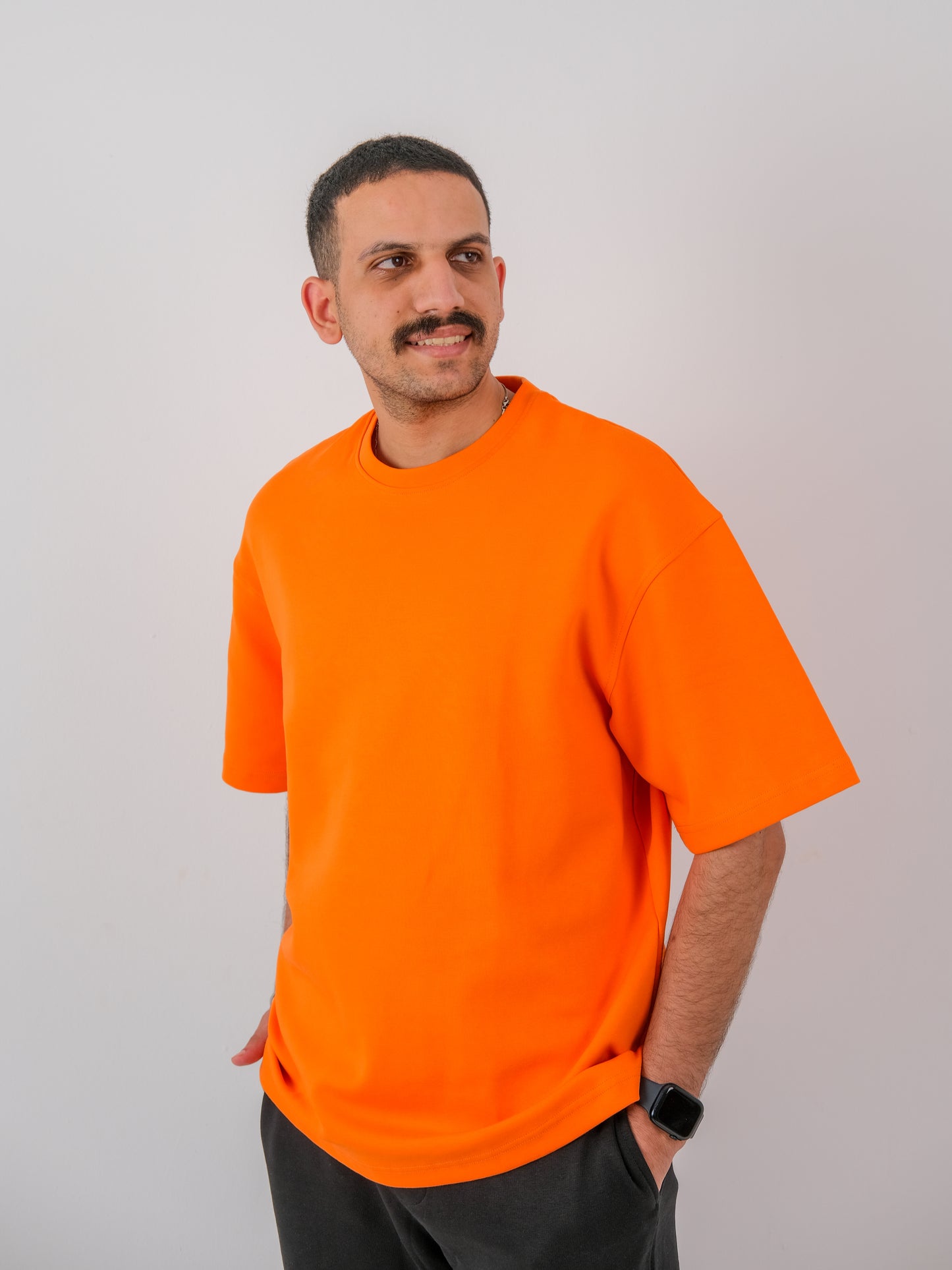قمصان كبيرة الحجم