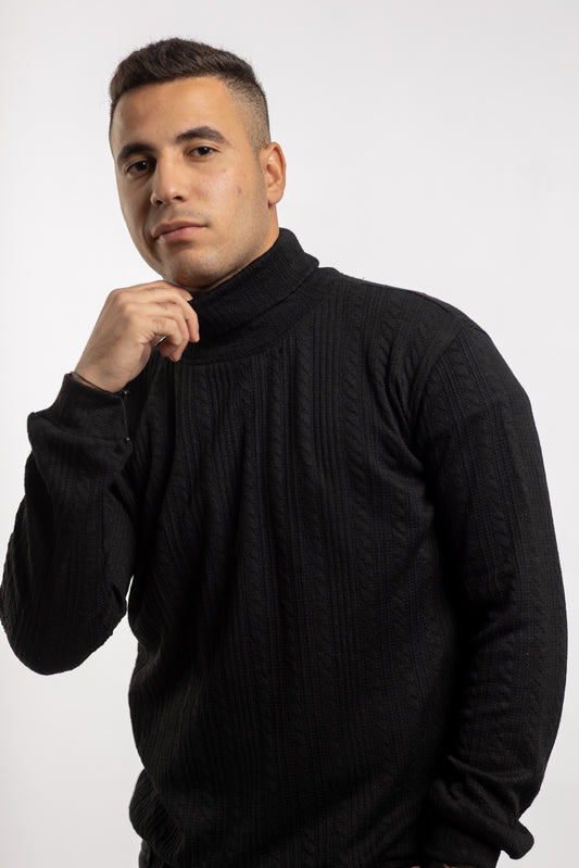 Basic Wool Pullover In Black