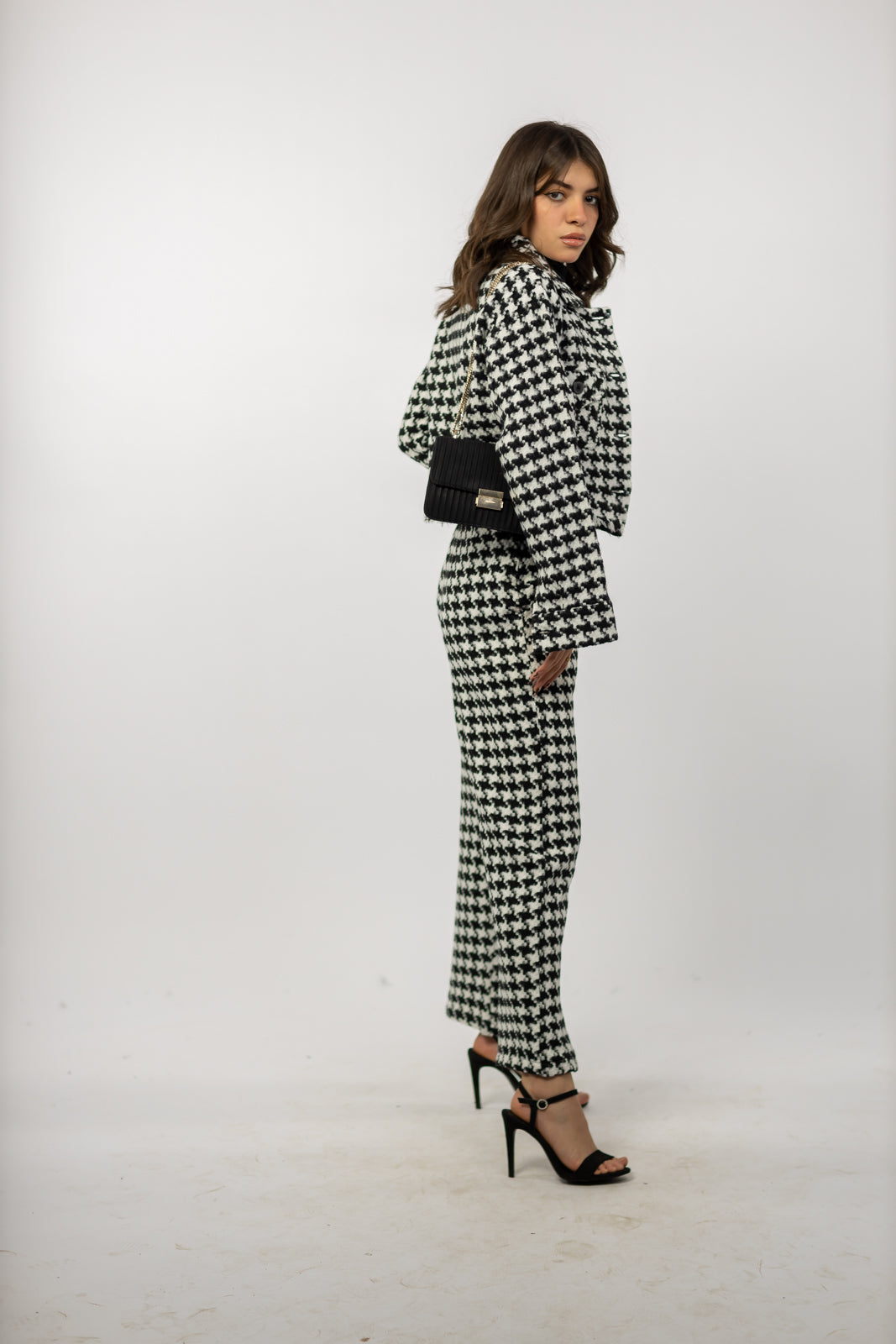 Signature checkered set